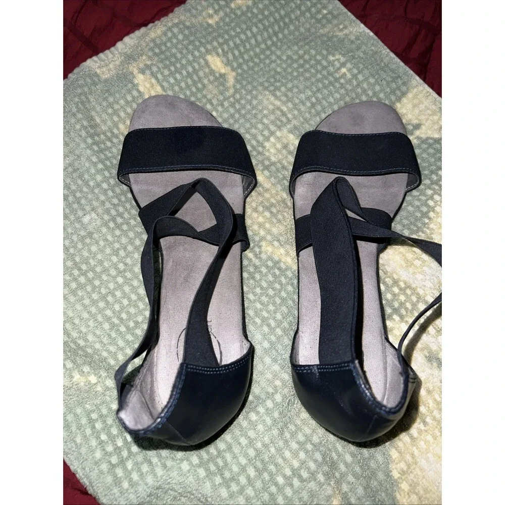 LifeStride Women’s Black Synthetic Strappy Wedge Slip-On Sandals Size 10
